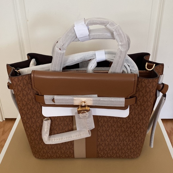 NWT-MICHAEL MICHAEL KORS Hamilton Legacy Large Logo Stripe Belted Satchel - Picture 6 of 15